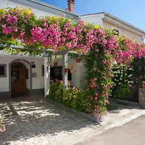 Vendégház & Ivica Krk Town
